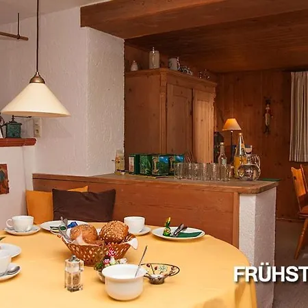 Gaestehaus Unruh לינה וארוחת בוקר